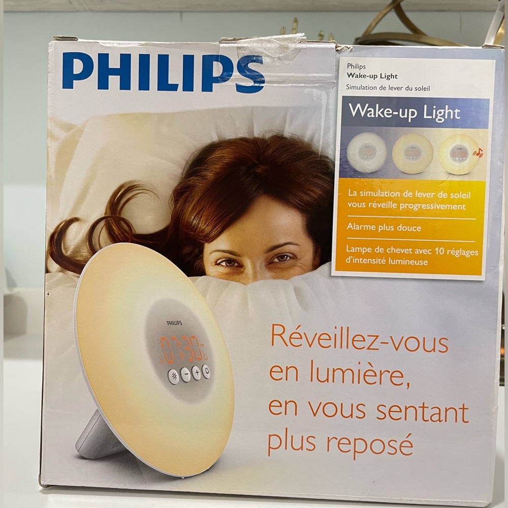 Philips HF3500 Wake-Up Light with Sunrise Simulation Alarm Clock